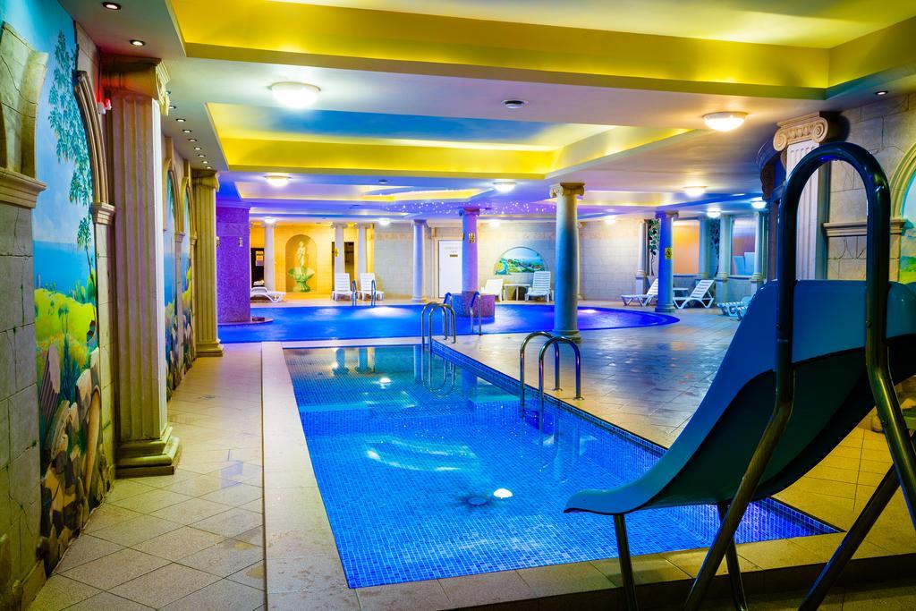 Spa Hotel Gloria Przemysl Bagian luar foto
