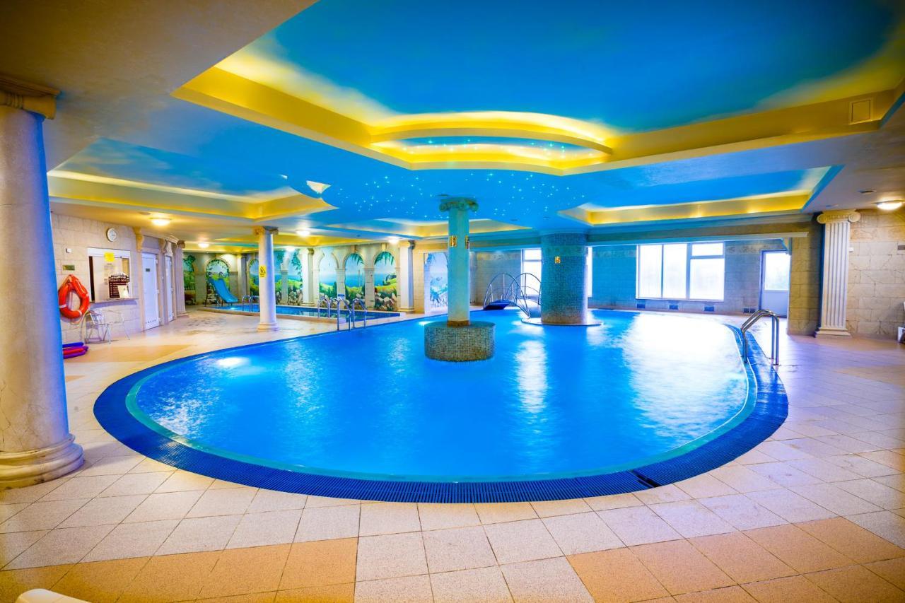 Spa Hotel Gloria Przemysl Bagian luar foto