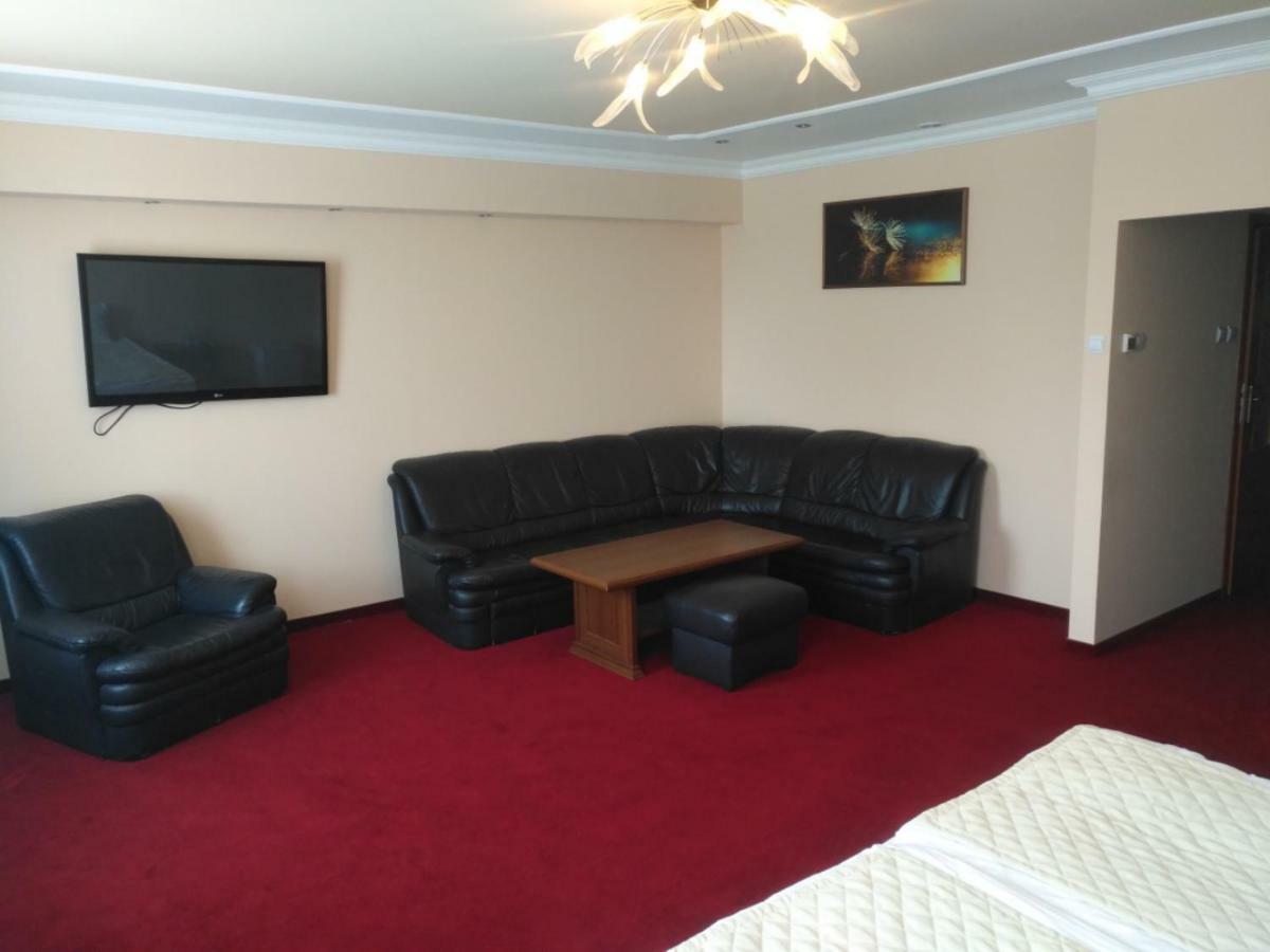 Spa Hotel Gloria Przemysl Bagian luar foto